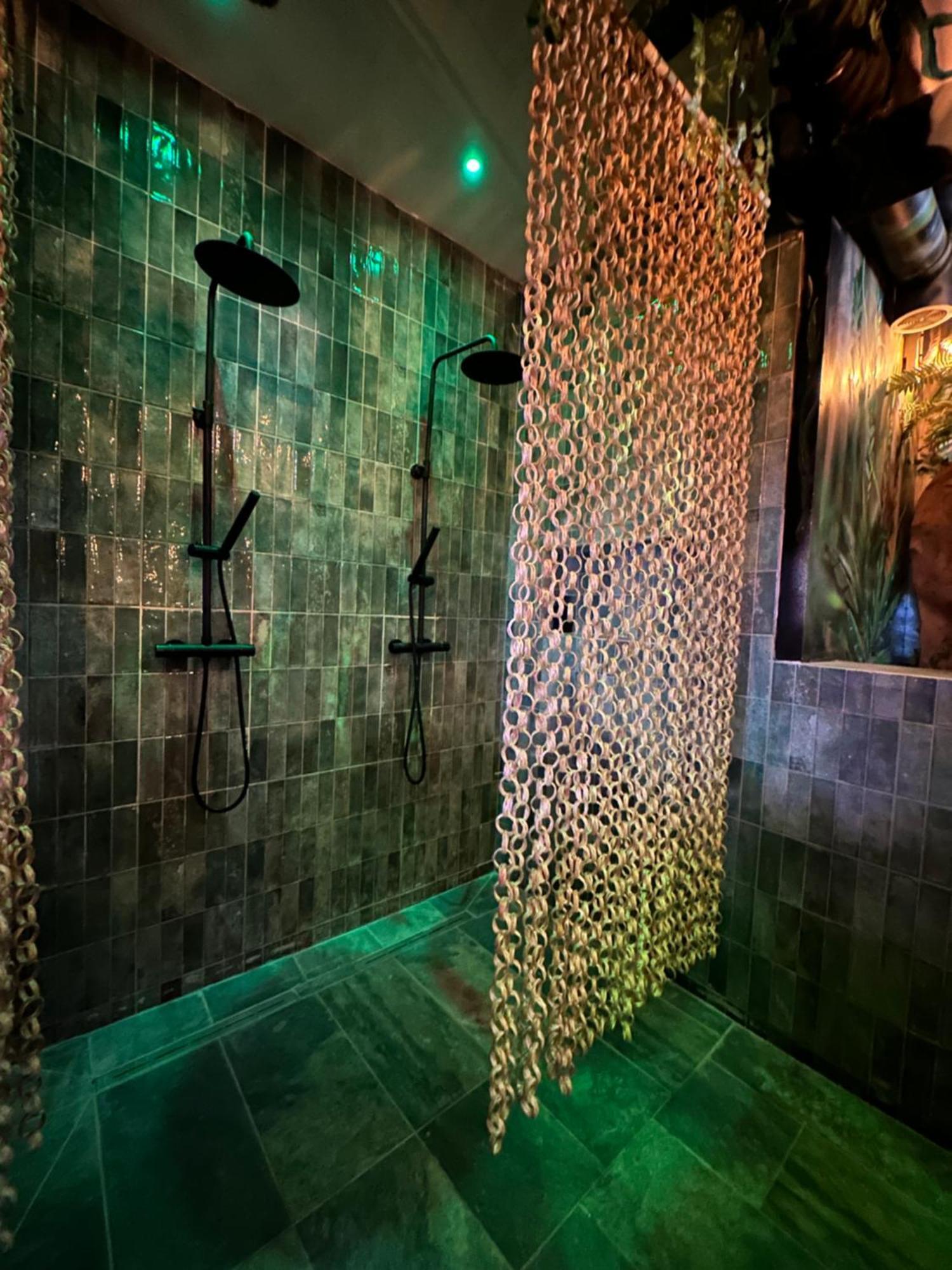Bed and Breakfast Jungle Spa Дюнкерк Экстерьер фото