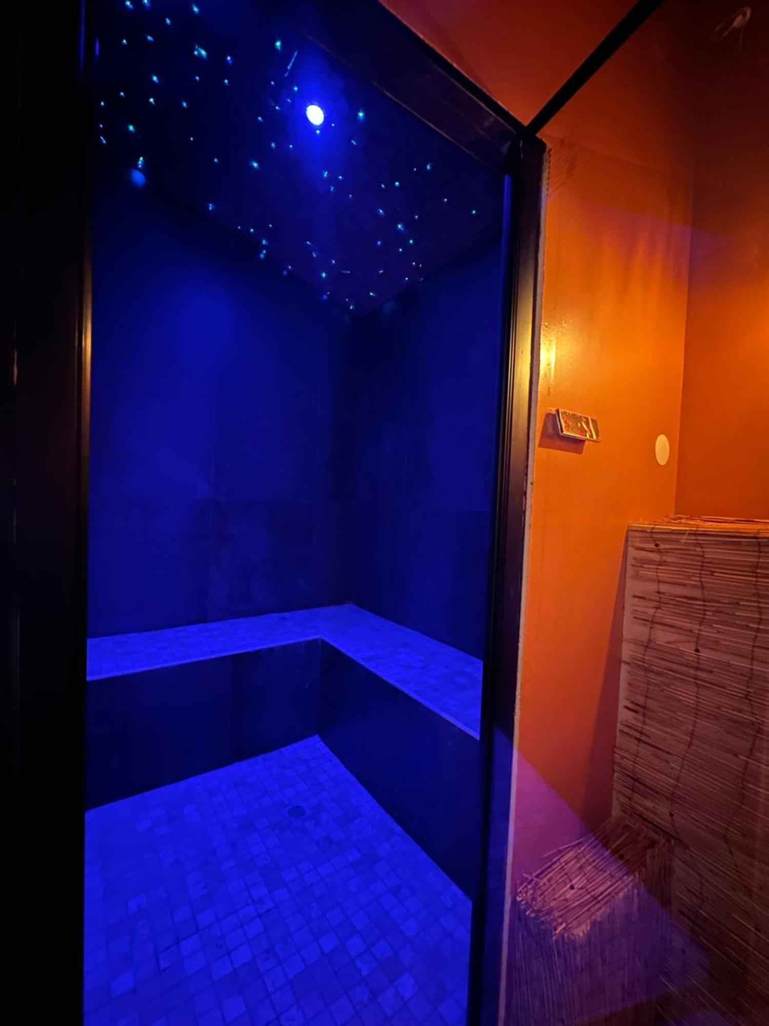 Bed and Breakfast Jungle Spa Дюнкерк Экстерьер фото